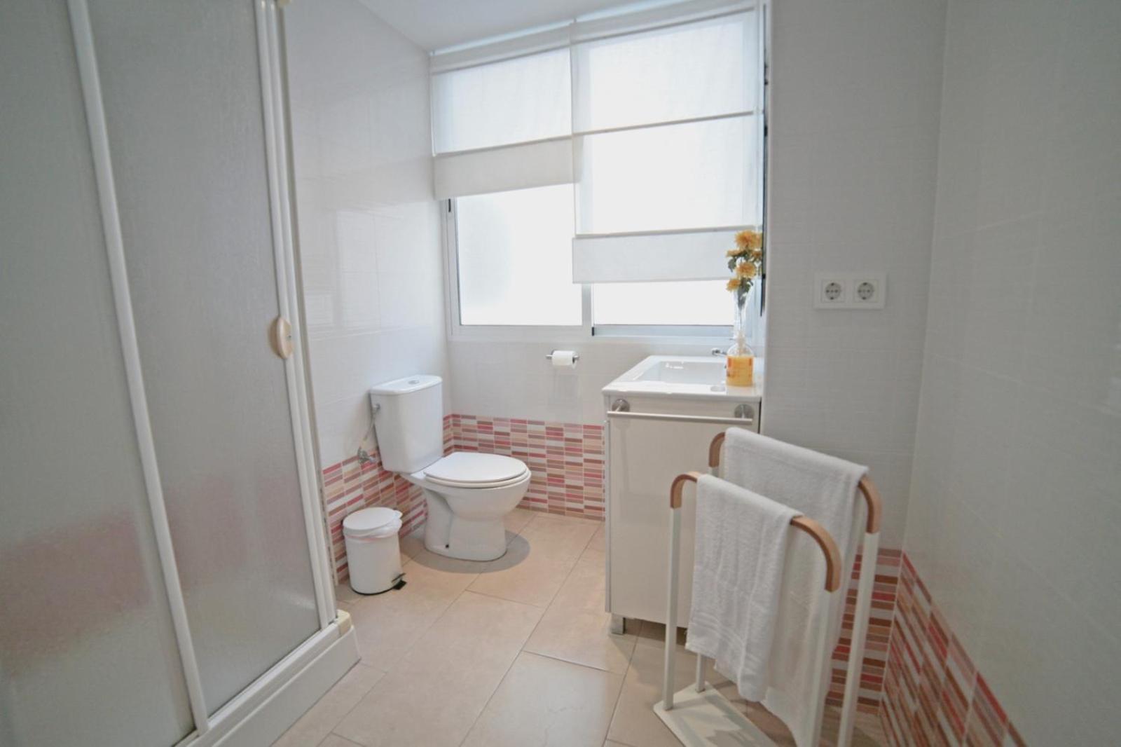 Apartamentos Bahia Alicante Esterno foto