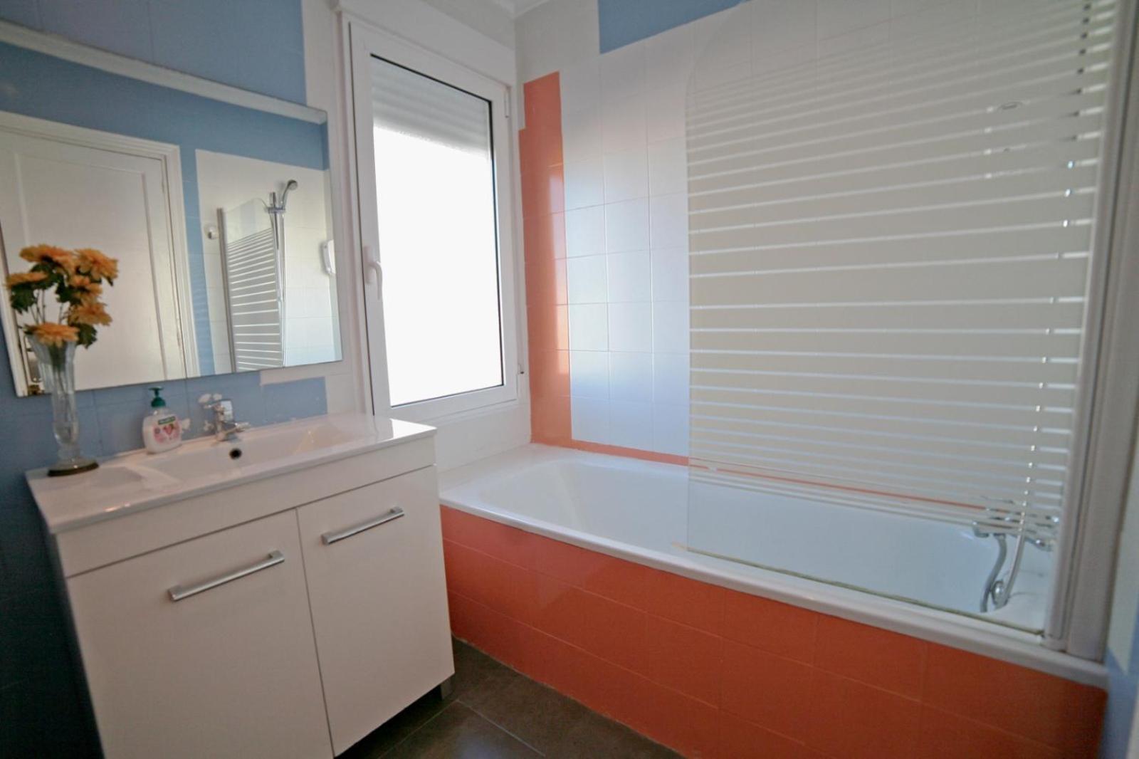 Apartamentos Bahia Alicante Esterno foto