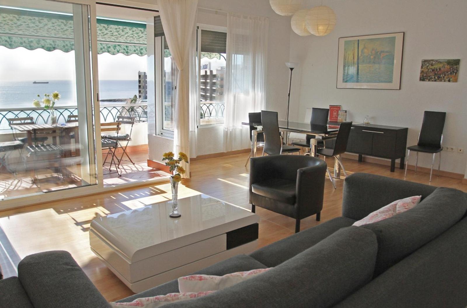 Apartamentos Bahia Alicante Esterno foto
