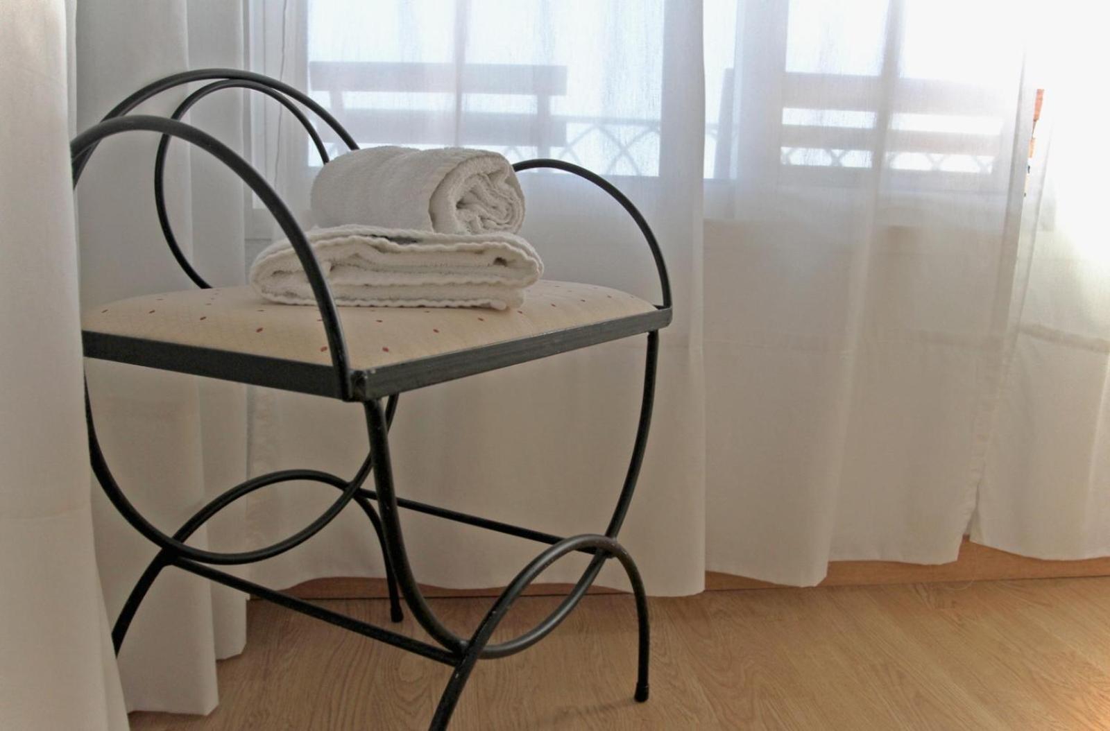 Apartamentos Bahia Alicante Esterno foto